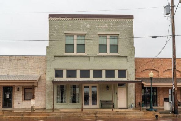 71 N Side Sq, Cooper, TX 75432